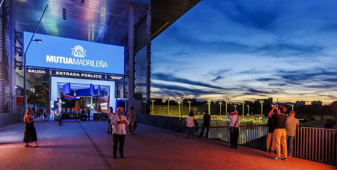 Estadio Manolo Santana photograph 1